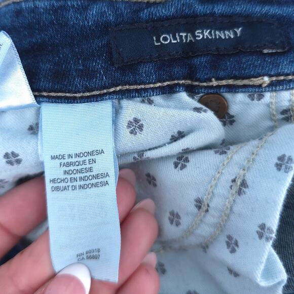 Lucky Brand Mid Rise Lolita Skinny Jeans Dark Wash 5 Pocket Whiskering 26 - Picture 9 of 14